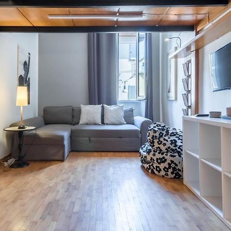 Joivy Splendid Flat In Perfect Centre Lägenhet Milano Exteriör bild